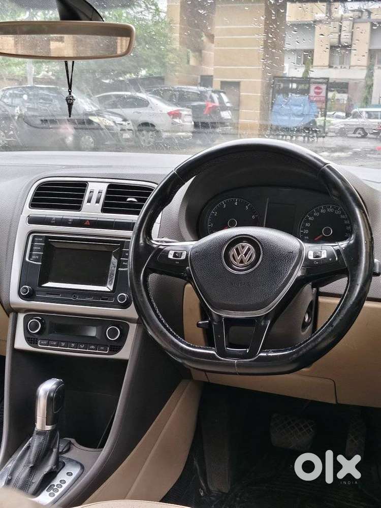 Volkswagen Vento 1.2 Tsi Highline At, 2016, Petrol