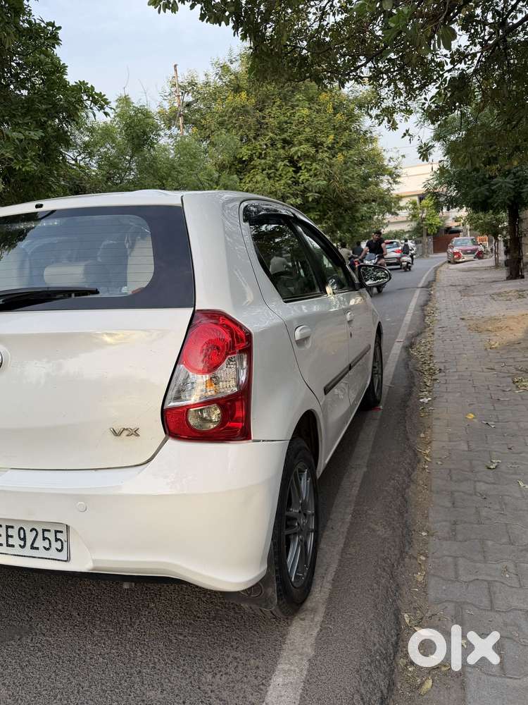 Toyota Etios Liva 1.2 Vx, 2017, Petrol