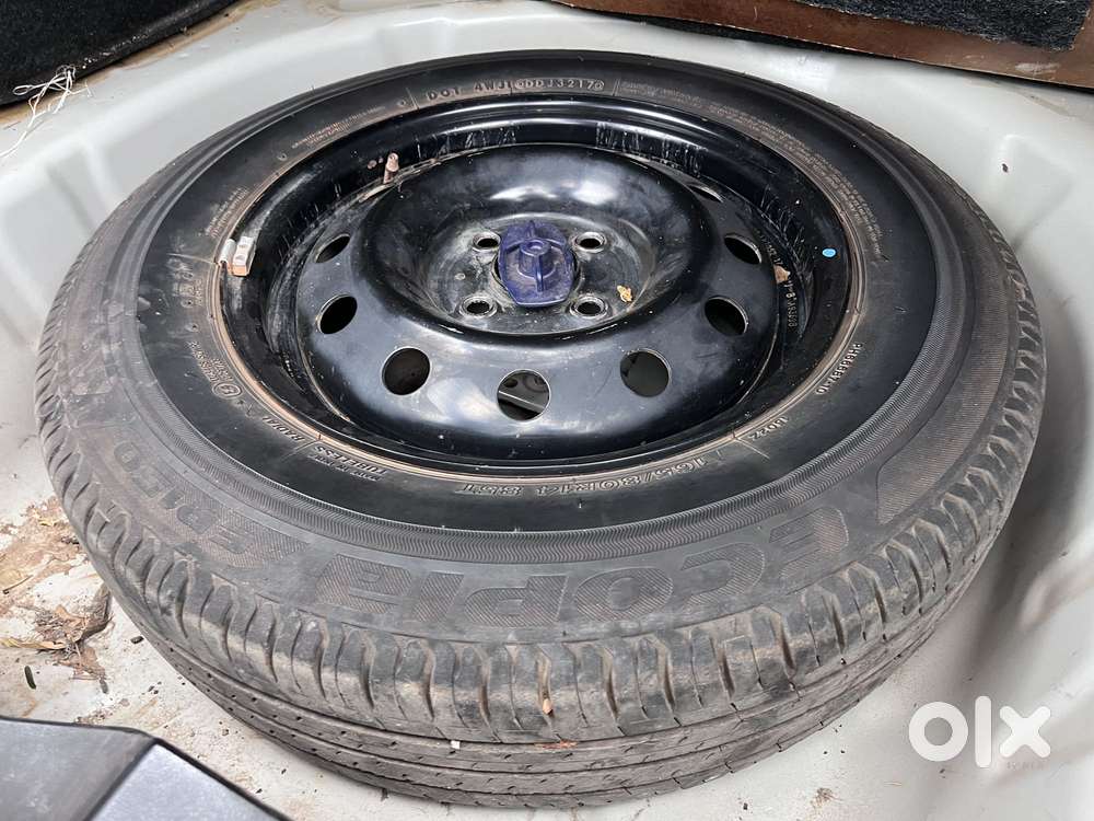Maruti Suzuki Swift Dzire Vxi Optional, 2017, Petrol