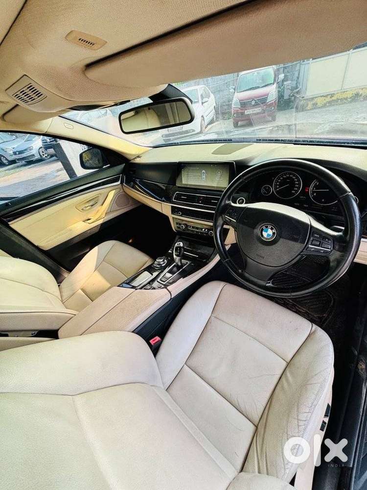 Bmw 5 Series 3.0 525i Sedan, 2011, Petrol