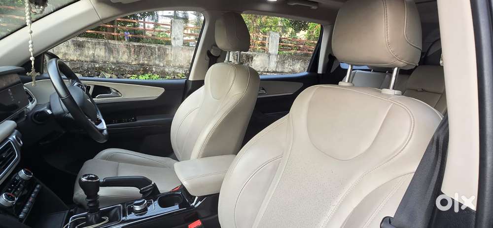 Mahindra Xuv700 2.2 Ax 7 Diesel Mt Str, 2022, Diesel
