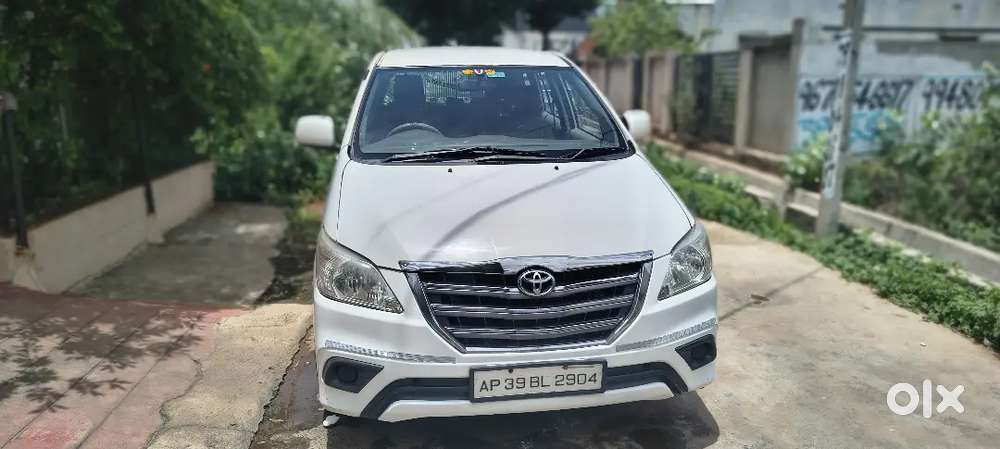 Toyota Innova 2.5 Gx 2010