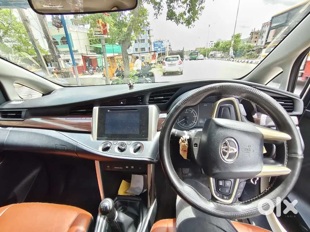 Toyota Innova Crysta 2019 Diesel 240000 Km Driven