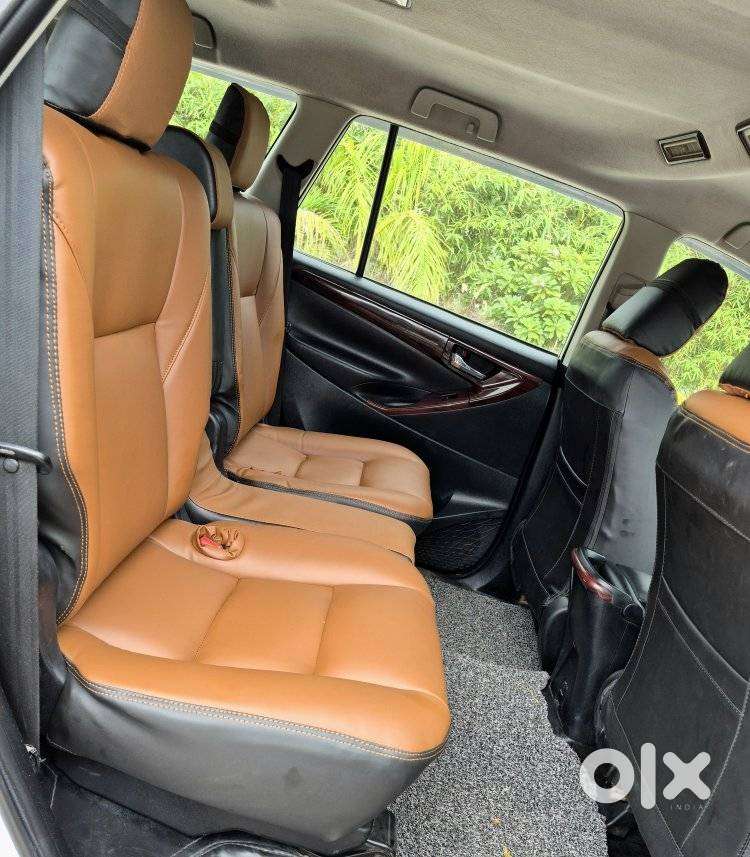 Toyota Innova Crysta 2.4 G Mt, 2016, Diesel