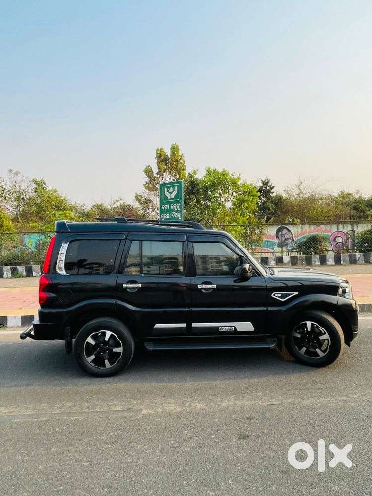 Mahindra Scorpio Classic 2.2 S Mt 9 Str, 2024, Diesel