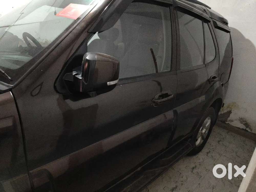 Tata Safari Storme 2013 Diesel 138000 Km Driven