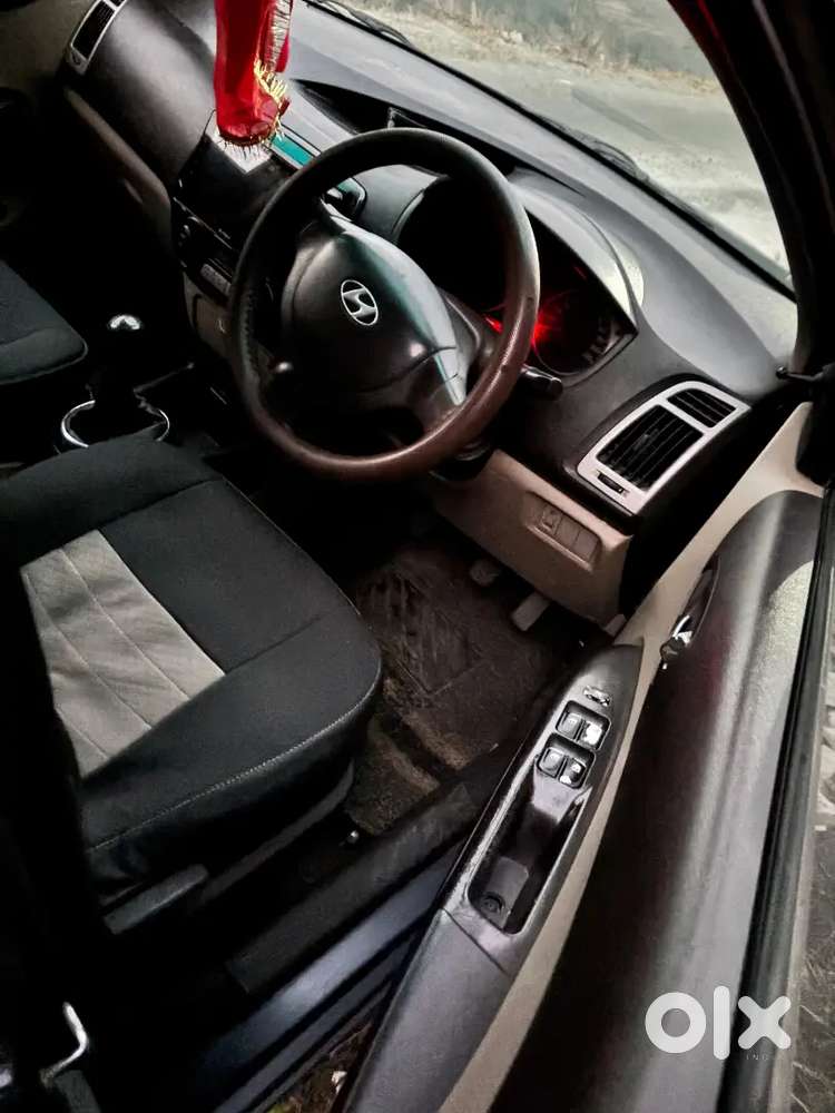 Hyundai I20 2011(oct) Diesel Well Maintained Neat & Clean Car