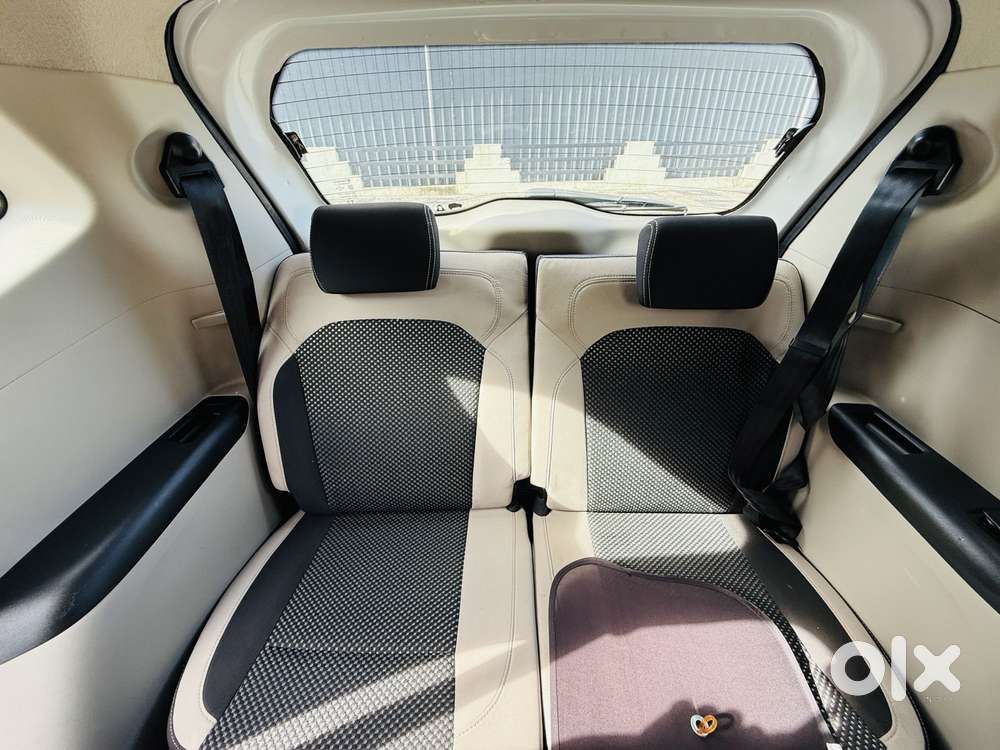 Renault Triber Rxz Easy-r Amt, 2021, Petrol