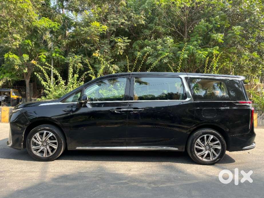 Mg M9 Presidential Limo, 2026, Electric