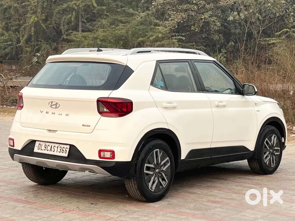 Hyundai Venue 1.0 S (o) Turbo Dct, 2019, Petrol