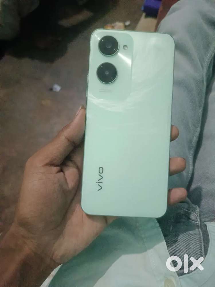 Vivo y28e 5g folder change