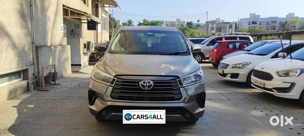 Toyota Innova Crysta 2.8z Automatic, 2016, Diesel