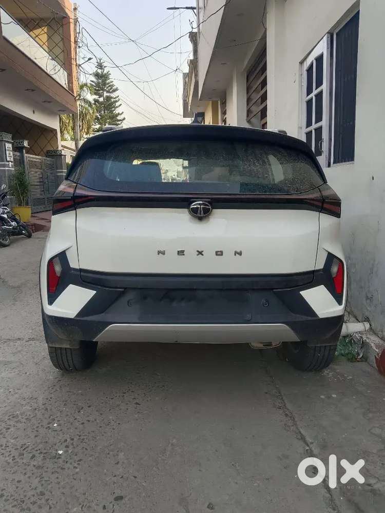 2024 Tata Nexon Petrol First Owner 5 Years Company Warranty