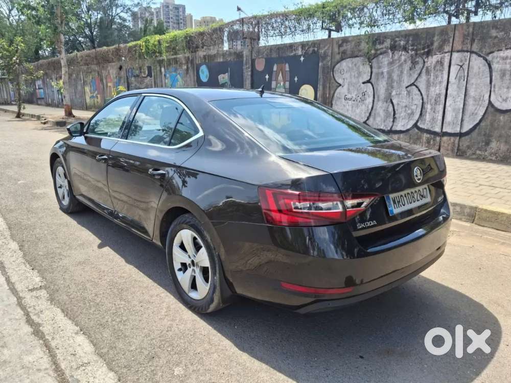 Skoda Superb [ ] 1.8 Style Tsi At, 2018, Petrol