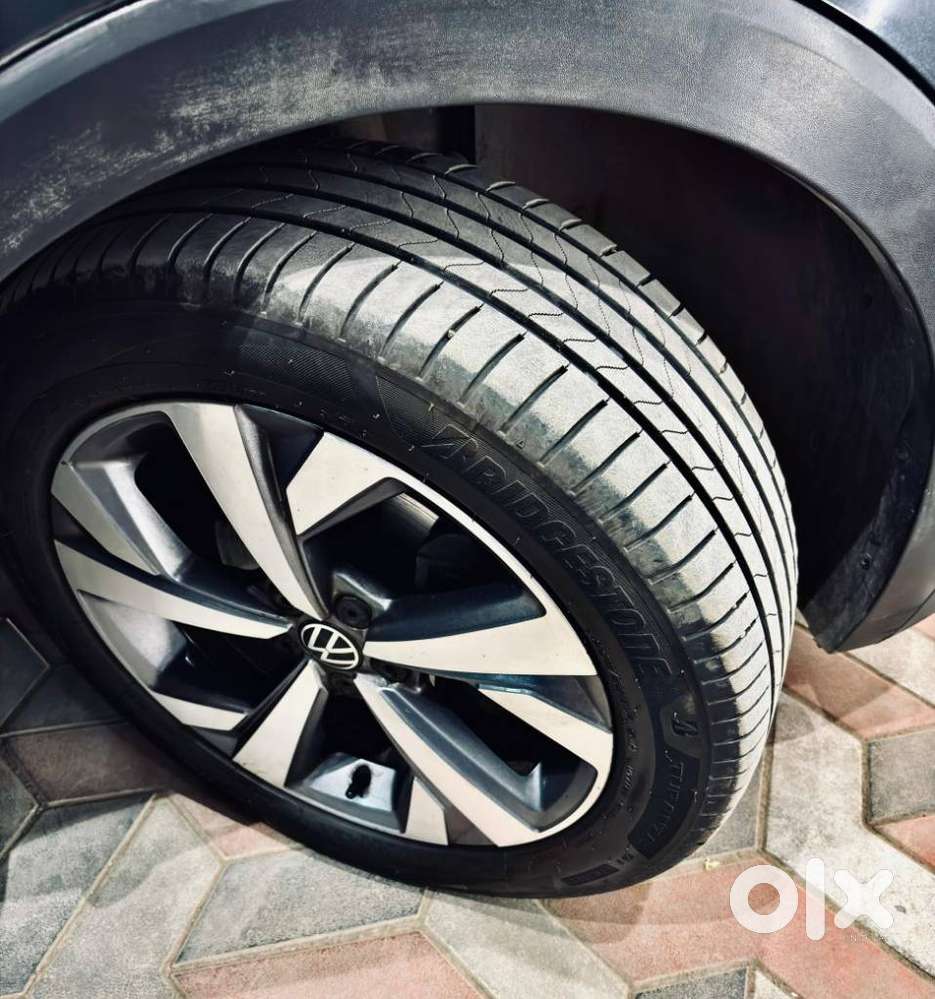 Volkswagen Taigun 1.0 Tsi Topline, 2021, Petrol