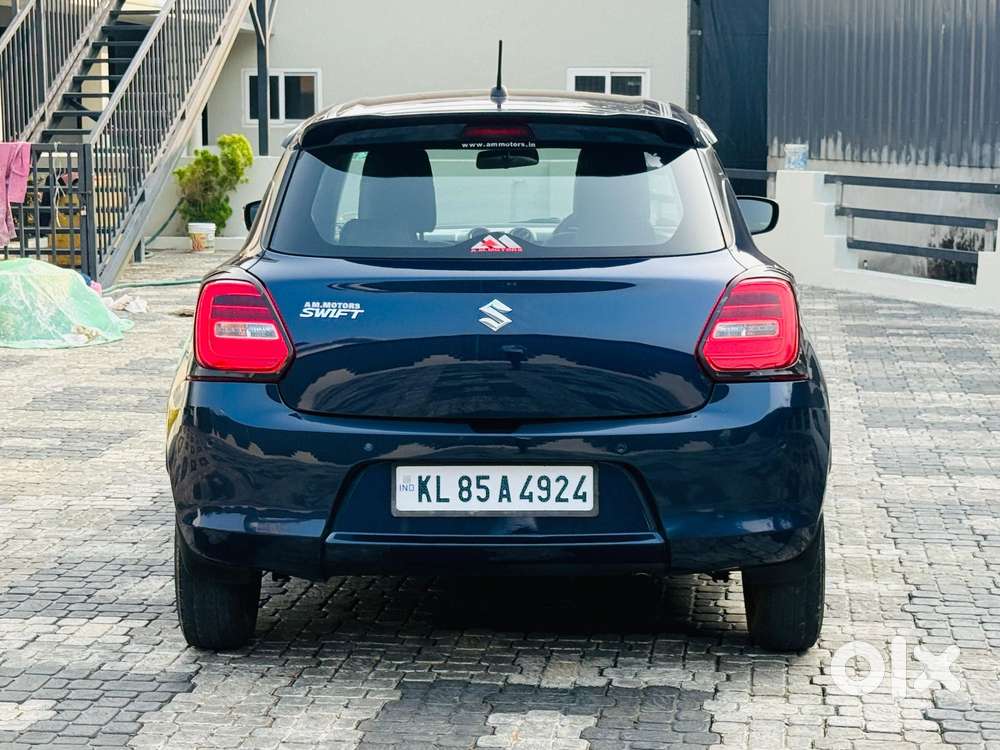 Maruti Suzuki Swift 1.2 Vxi (o), 2022, Petrol