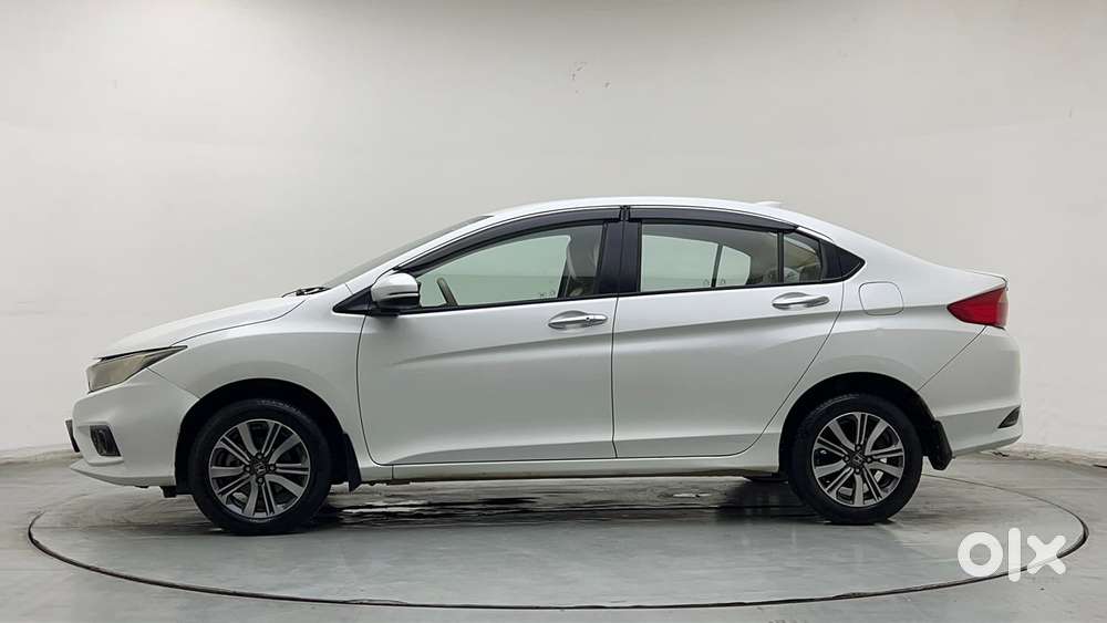 Honda City 1.5 V 4th Gen I-vtec Mt, 2022, Petrol