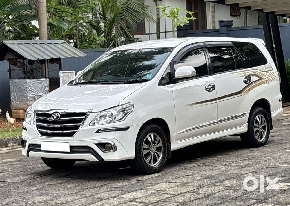 Toyota Innova 2.5 Zx Diesel 7 Seater, 2015, Diesel