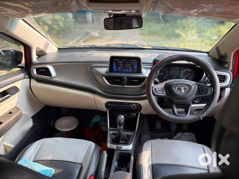 Tata Altroz Petrol 2021