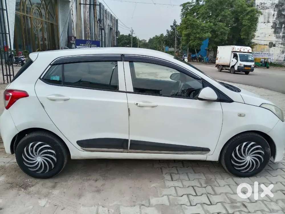 Hyundai Grand I10 2014 Petrol 75000 Km Driven