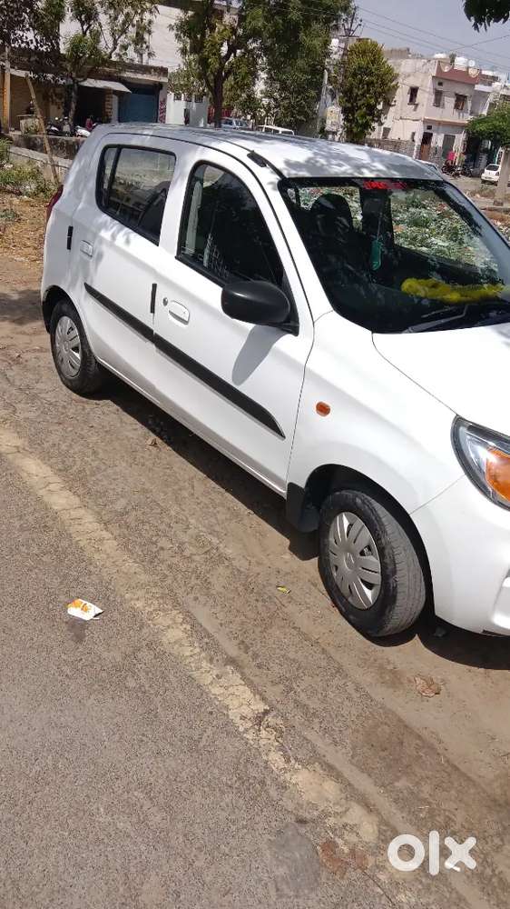 तीन लाख पच्चीस हज़ार