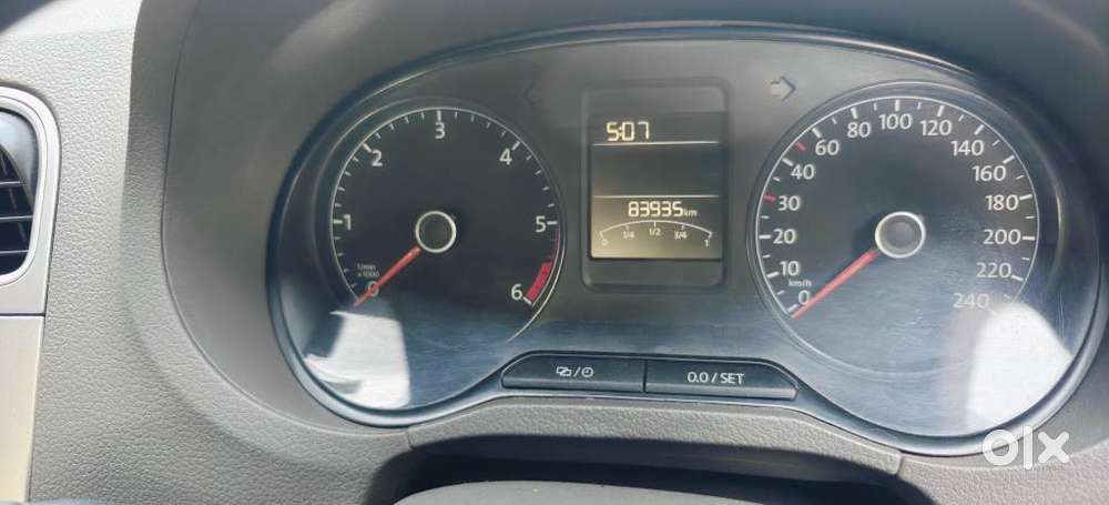 Volkswagen Vento 1.5 Highline Plus At 16 Alloy, 2015, Diesel