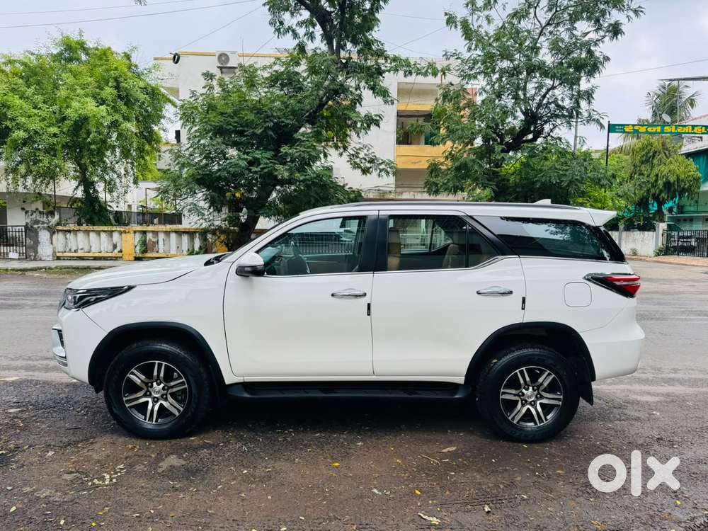 Toyota Fortuner 4x2 At 2.8 Diesel, 2023, Diesel