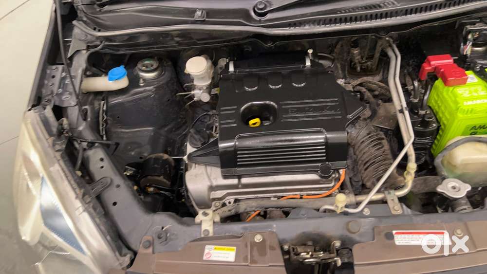 Maruti Suzuki Wagon R 1.0 Vxi Amt, 2016, Petrol