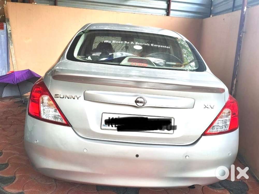 Nissan Sunny 1.5 Petrol Xv 2014