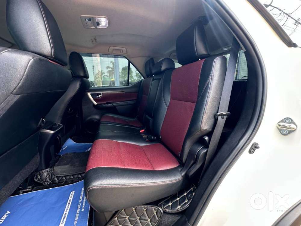 Toyota Fortuner Legender 4x2 At 2.8, 2022, Diesel