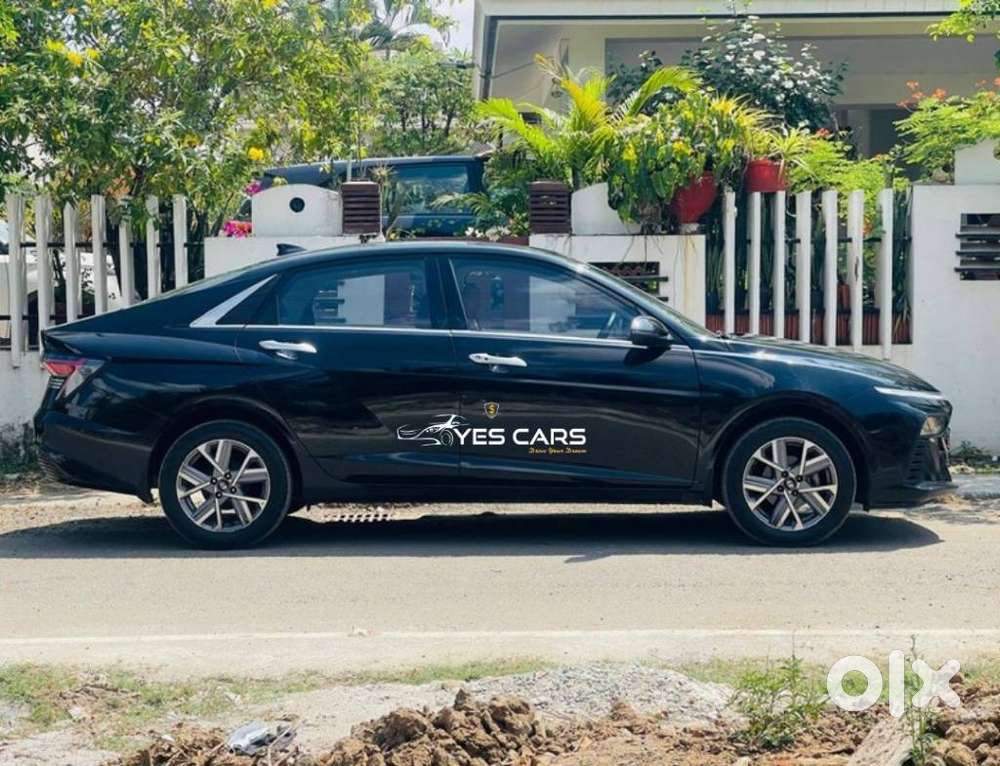 Hyundai Verna 1.5 Sx Petrol Mt, 2023, Petrol