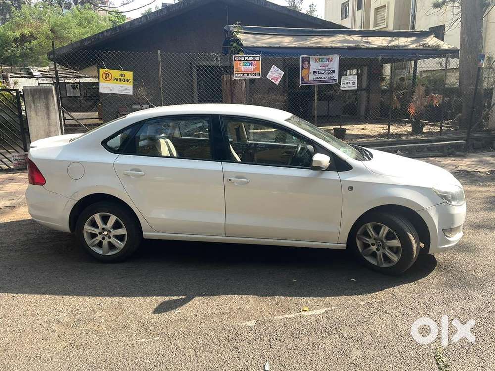 Skoda Rapid Tsi 2014 Petrol Well Maintained