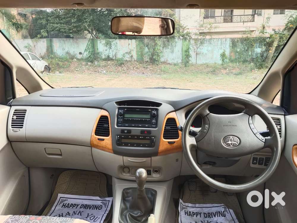 Toyota Innova 2009-2011 2.5 Ev Cs 7 Str Bsiv, 2009, Diesel
