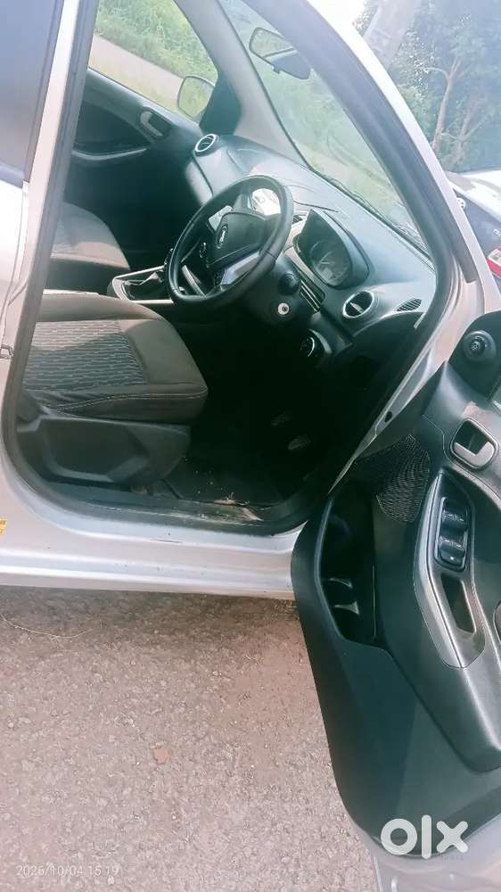 Ford Figo Trend Petrol Single Owner 2016 Model