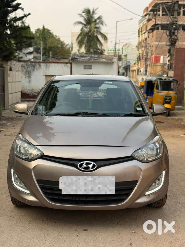 Hyundai I20 Sportz 2013 Petrol Manual