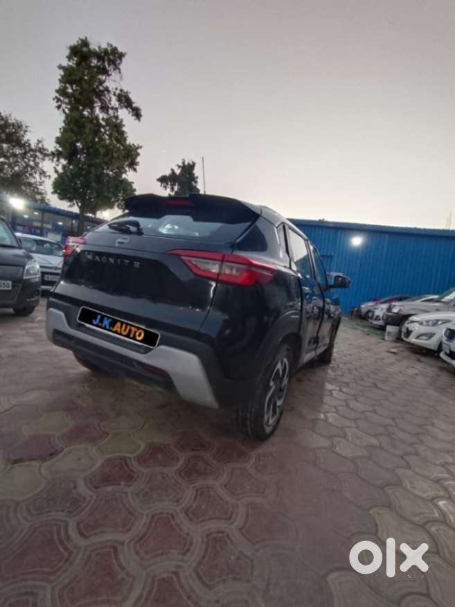 Nissan Magnite 1.0 Xv, 2022, Petrol