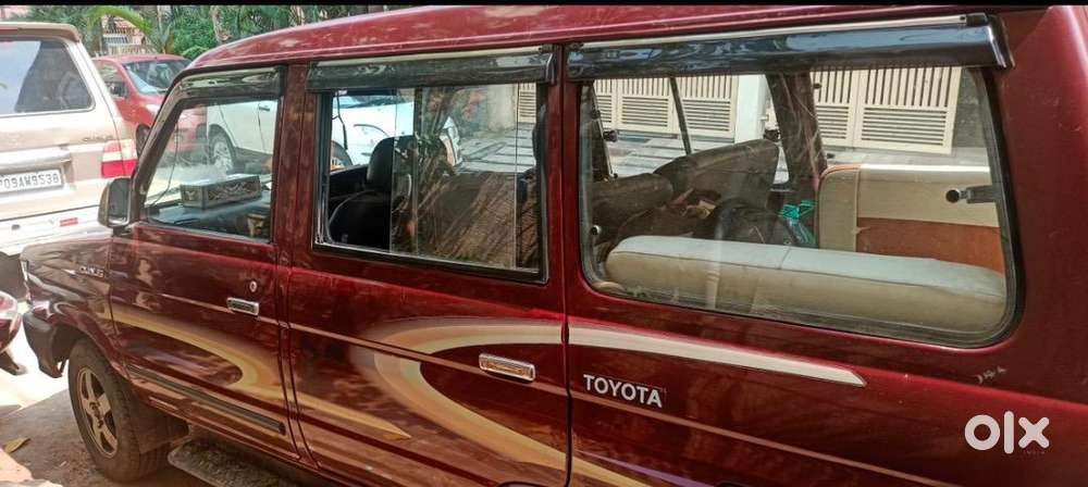 Toyota Qualis 2.4d Fs