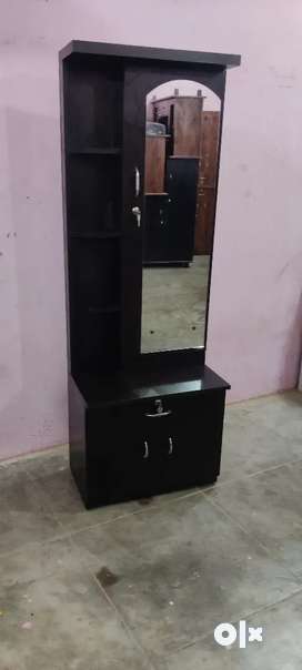 Low price dressing table deals price below 2500