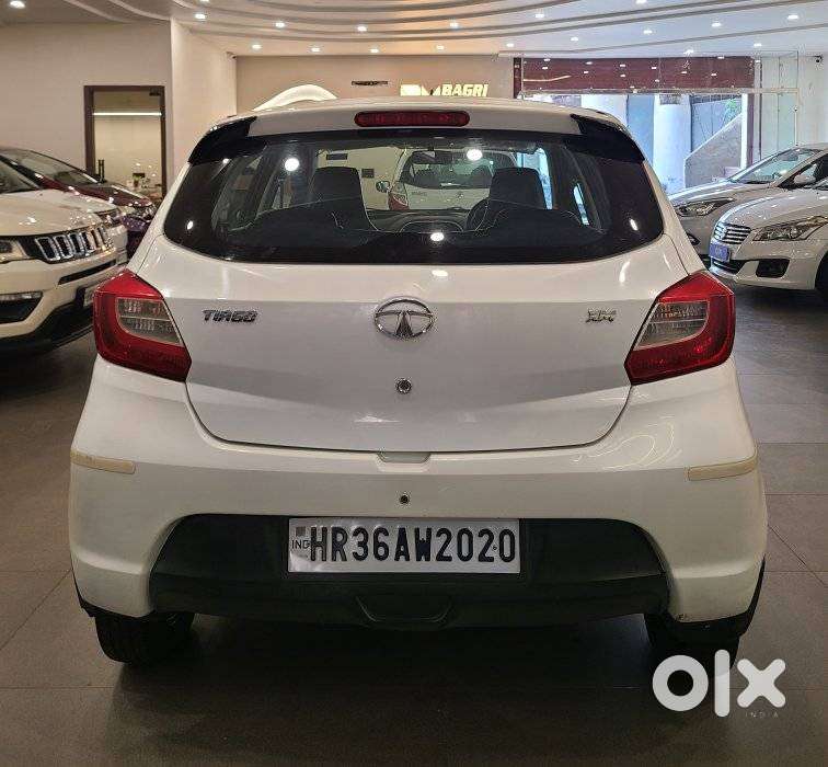 Tata Tiago 1.2 Revotron Xm, 2018, Petrol