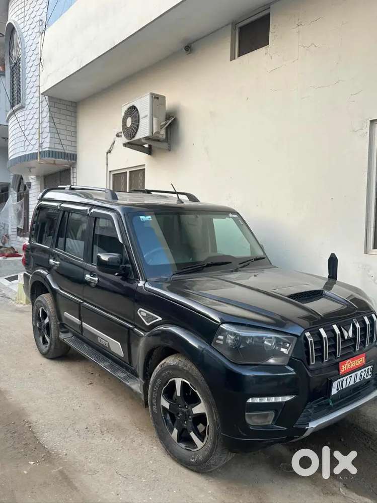 Mahindra Scorpio Classic 2023 Diesel 60000 Km Driven