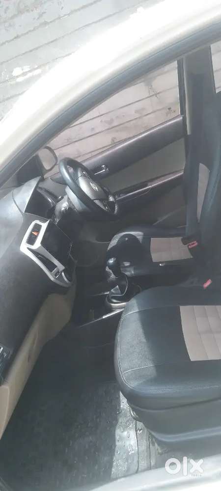Good Condition I20 Top Model