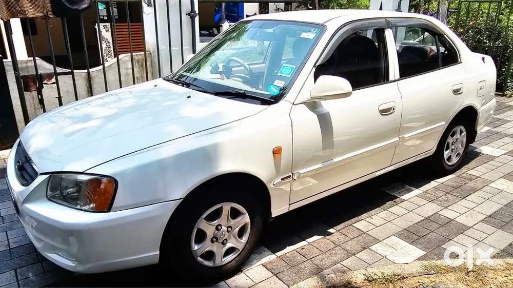 Highly Maintained Hyundai Accent Executive 2010.