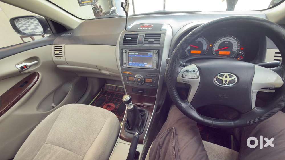 Toyota Corolla Altis 2013