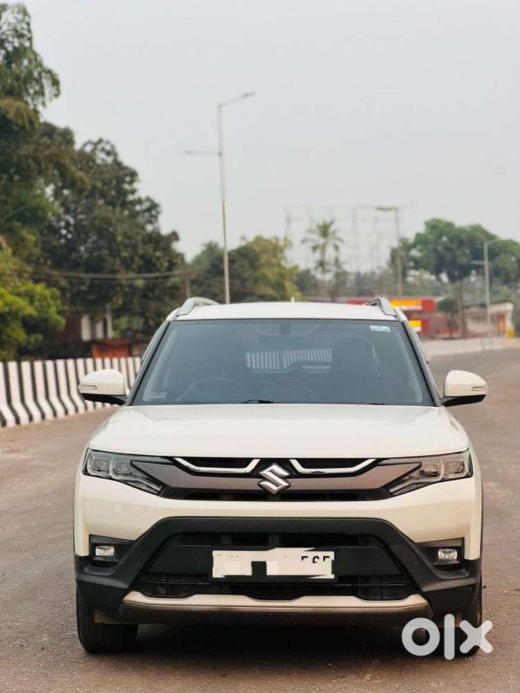 Maruti Suzuki Brezza 1.5 Zxi At Smart Hybrid, 2024, Petrol