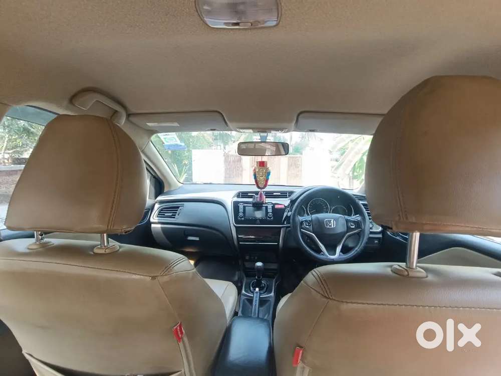 2015 Honda City V Mt (petrol) – 100% Dealer Serviced! , Single Owner.