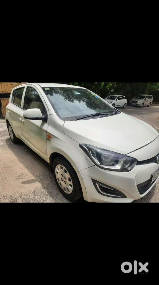 Hyundai I20 Petrol Manual 2012