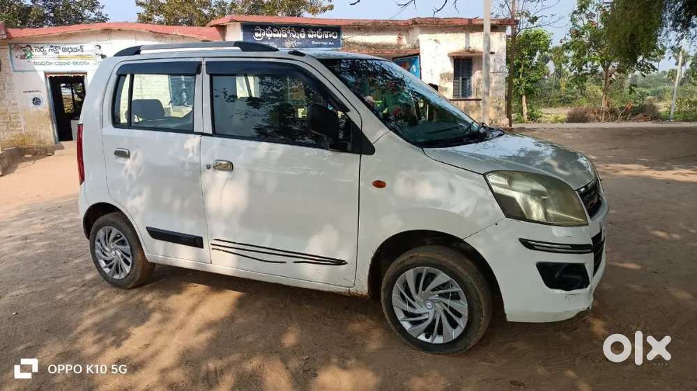 Maruti Suzuki Wagon R 2013 Petrol Well Maintained