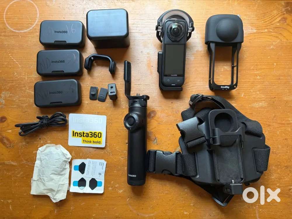 Insta360 X5 BUNDLE with Filters, Batteries, Mounts, Accessories and Pr
