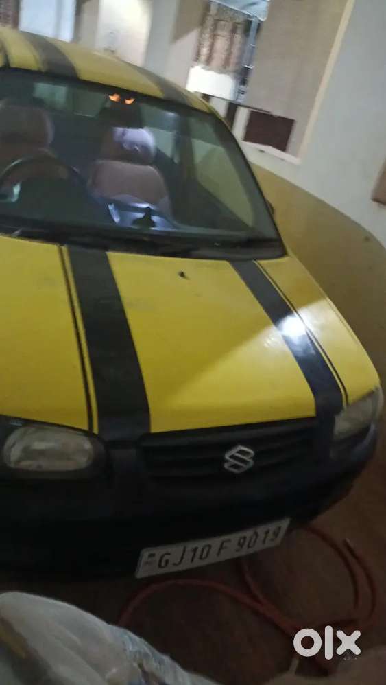 Alto Yellow Colour