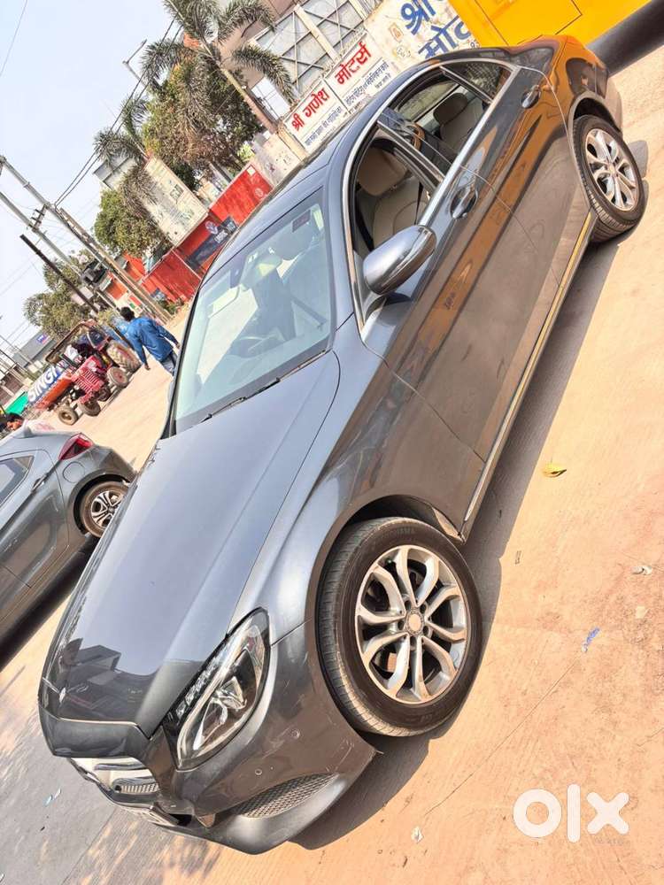 Mercedes-benz C-class 2017 Diesel 100000 Km Driven